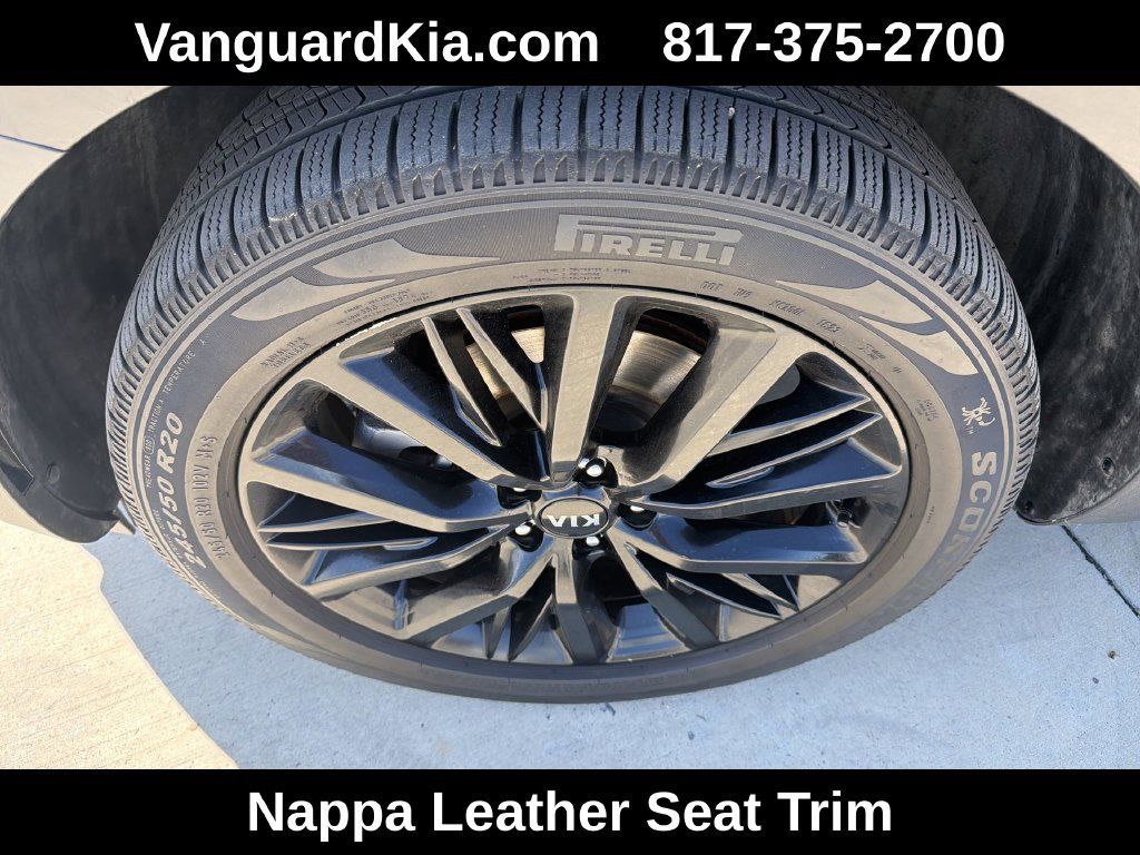 Used 2020 Kia Telluride SX w/ SX Prestige Package AWD/4WD image 22