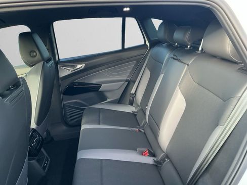 New 2025 Volkswagen ID.4 Pro S image 13