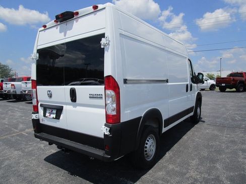 New 2024 RAM ProMaster 1500 w/ Convenience Group image 9
