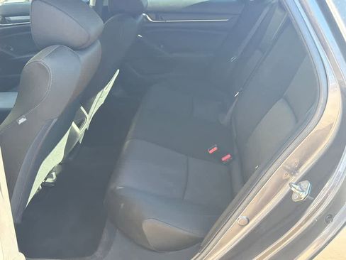 Used 2019 Honda Accord LX image 17