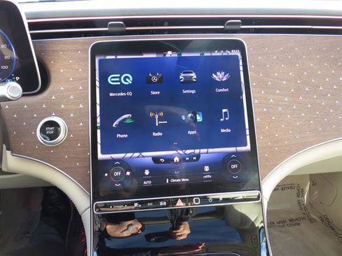 Certified 2023 Mercedes-Benz EQS 450+ SUV image 13