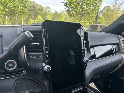 New 2026 RAM 3500 Limited AWD/4WD image 28