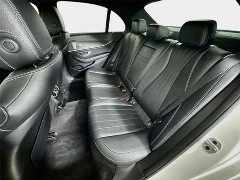 Used 2022 Mercedes-Benz E 350 Sedan image 25