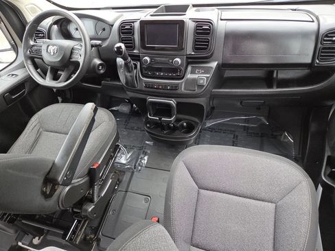 Used 2023 RAM ProMaster 2500 FWD image 18