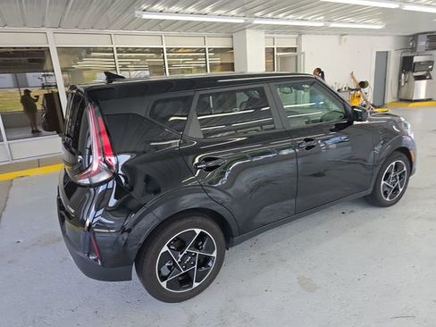 Certified 2023 Kia Soul EX image 6
