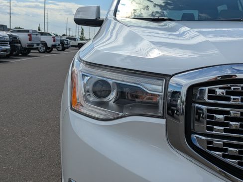 Used 2019 GMC Acadia Denali w/ Technology Package AWD/4WD image 46