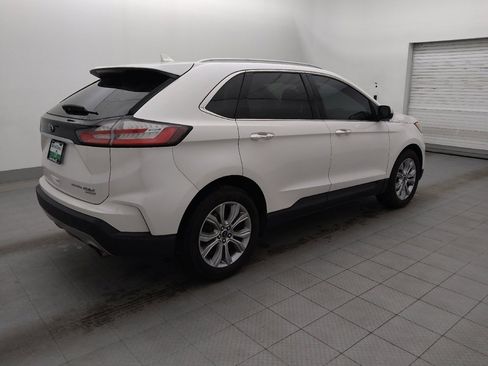 Used 2019 Ford Edge Titanium image 10