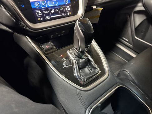 Used 2020 Subaru Outback Limited image 32