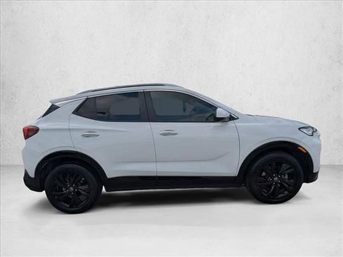 Used 2024 Buick Encore GX Sport Touring image 4