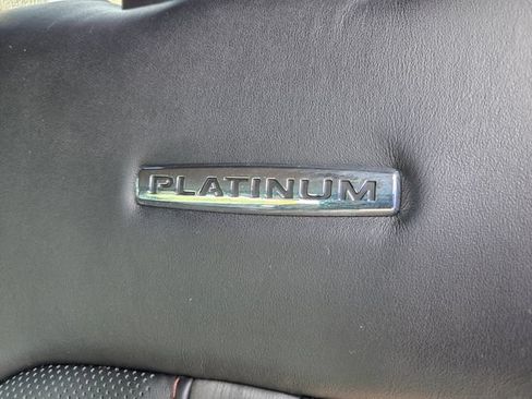 Used 2019 Ford F150 Platinum w/ Equipment Group 701A Luxury AWD/4WD image 16