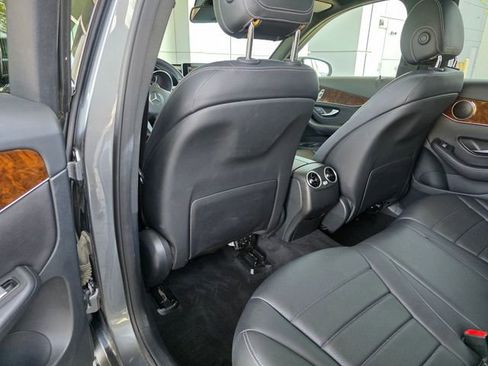 Used 2017 Mercedes-Benz GLC 300 4MATIC image 18