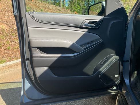 Used 2016 Chevrolet Tahoe LT w/ Luxury Package image 17