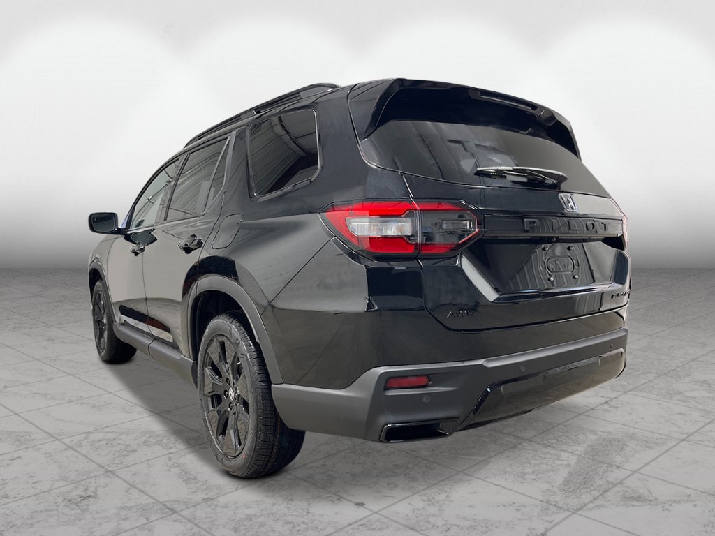 New 2026 Honda Pilot Black Edition image 3