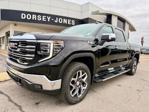 New 2026 GMC Sierra 1500 SLT image 1
