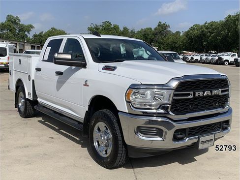 Used 2021 RAM 2500 Tradesman AWD/4WD image 3