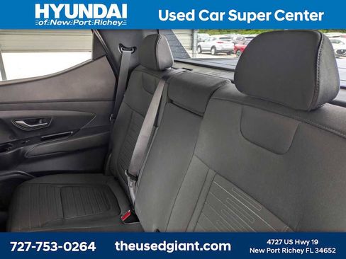 Used 2024 Hyundai Santa Cruz SEL FWD image 14