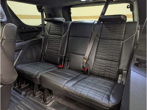 Used 2022 Cadillac Escalade Sport Platinum AWD/4WD image 18