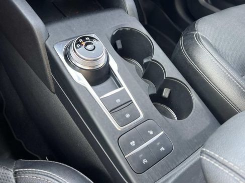 Certified 2020 Ford Escape Titanium AWD/4WD image 27