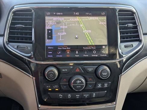 Used 2019 Jeep Grand Cherokee Limited RWD image 13