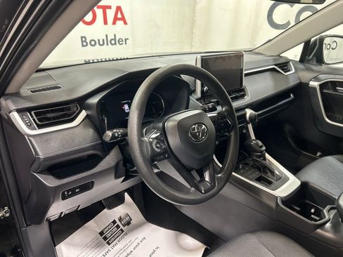 Used 2025 Toyota RAV4 XLE image 26