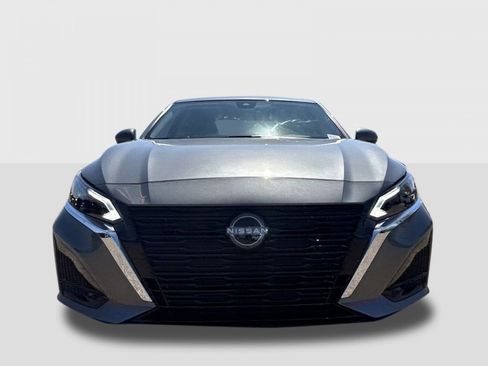 New 2025 Nissan Altima 2.5 SV w/ SV Special Edition Package image 9