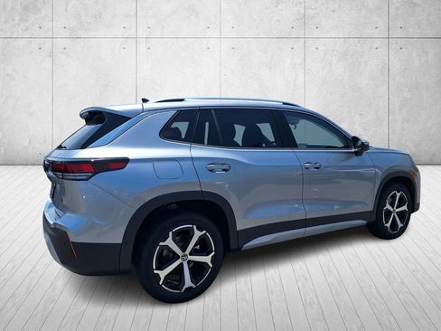 New 2025 Volkswagen Tiguan SE image 5