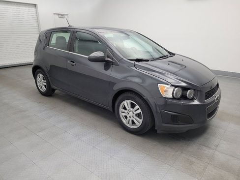 Used 2016 Chevrolet Sonic LT image 11