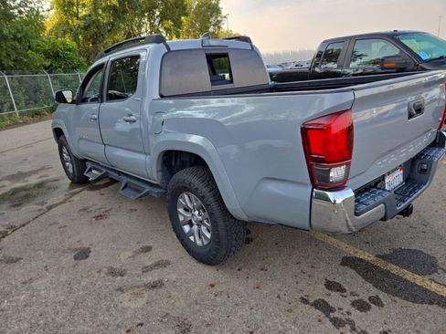 Used 2019 Toyota Tacoma SR5 image 6