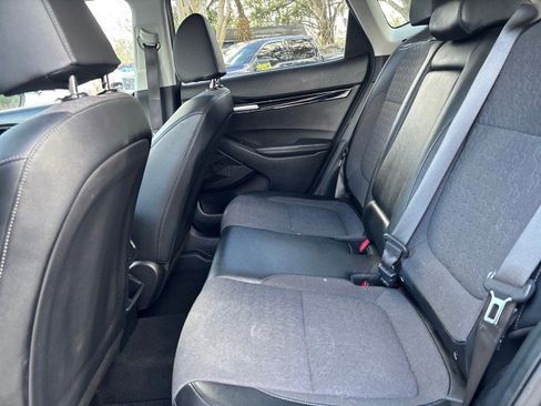 Used 2025 Kia Seltos S image 11
