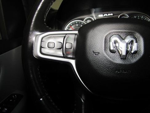 Used 2021 RAM 1500 Big Horn image 5
