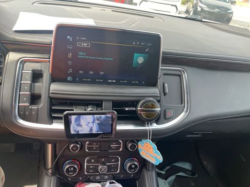 Used 2023 Chevrolet Tahoe LT w/ Luxury Package image 8