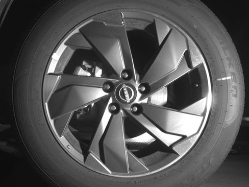 Used 2025 Nissan Rogue SV image 12