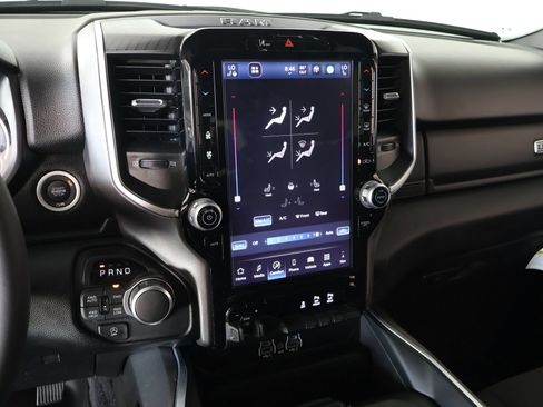 Used 2025 RAM 1500 Big Horn AWD/4WD image 5