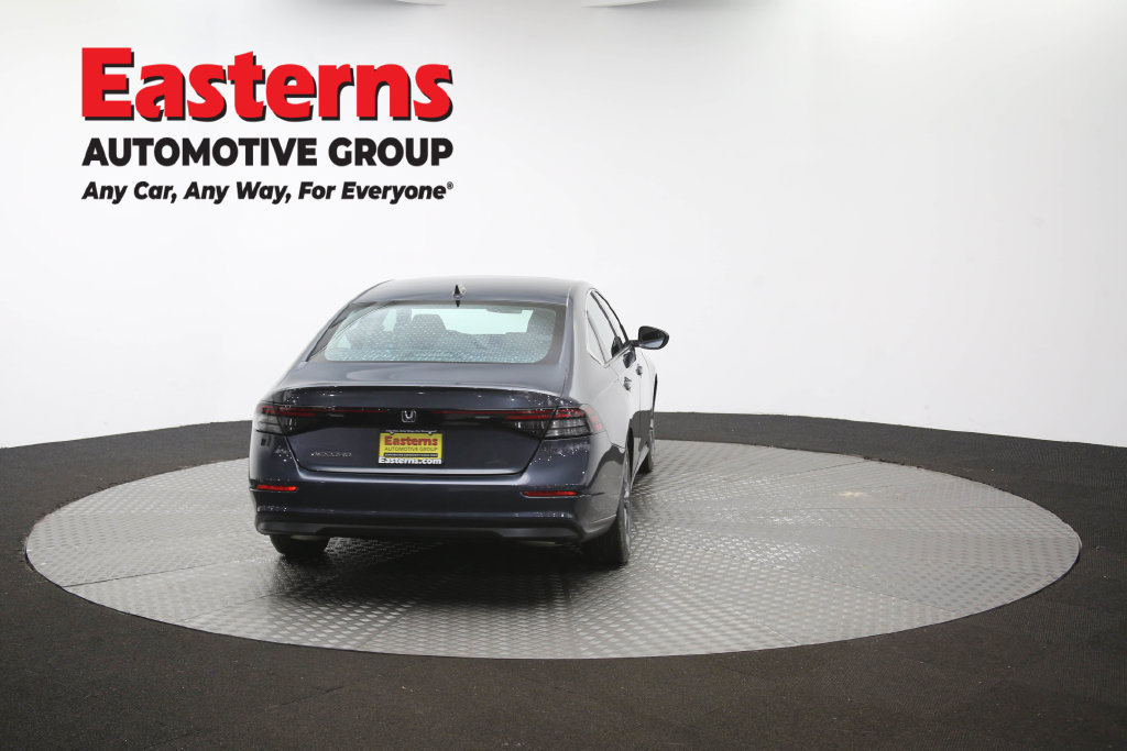 Used 2023 Honda Accord EX image 41
