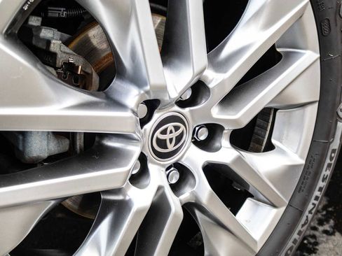 Certified 2020 Toyota RAV4 Limited image 9