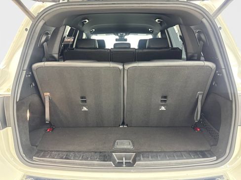Used 2021 Mercedes-Benz GLB 250 w/ Premium Package image 76