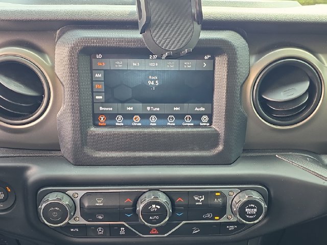 Used 2020 Jeep Wrangler Unlimited Sport S AWD/4WD image 24