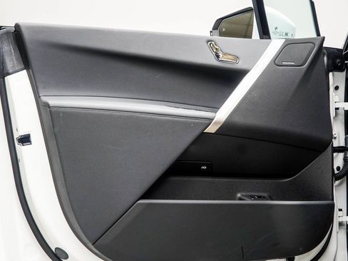 Used 2022 BMW iX xDrive50 w/ Sport Package image 36