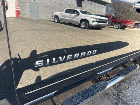 Used 2018 Chevrolet Silverado 1500 LT w/ All Star Edition image 11