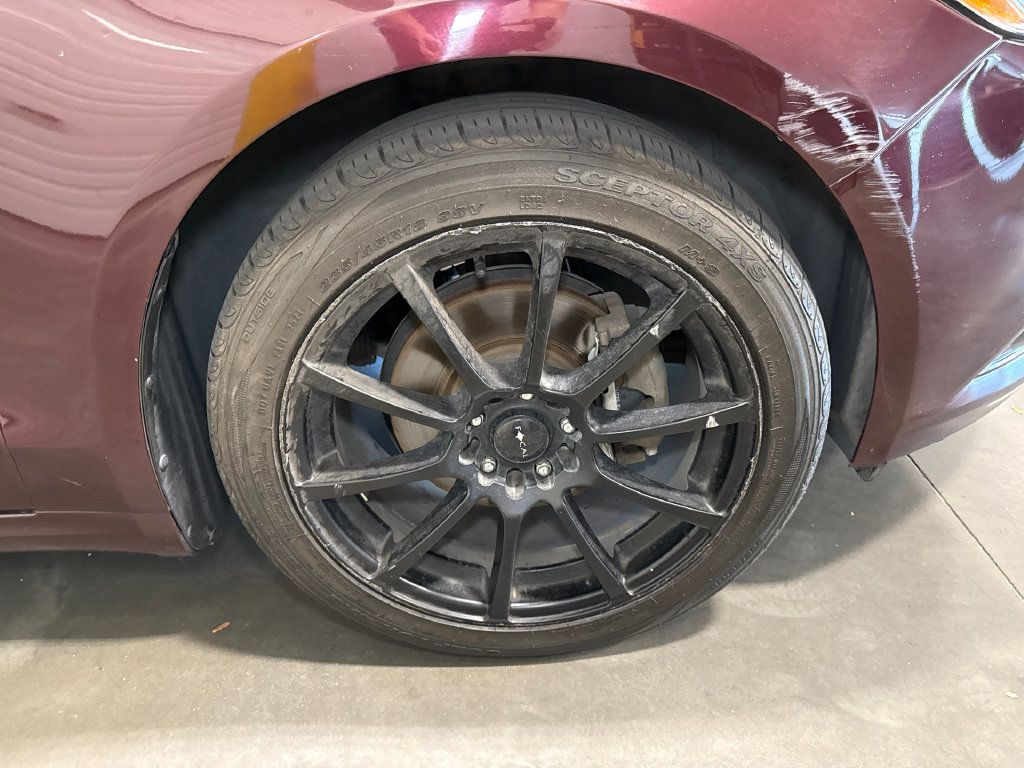 Used 2013 Ford Fusion SE FWD image 16