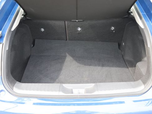 Certified 2025 Toyota Prius LE FWD image 6