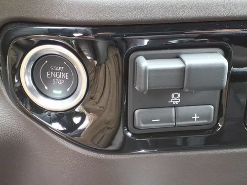 New 2026 GMC Sierra 1500 SLT AWD/4WD image 26