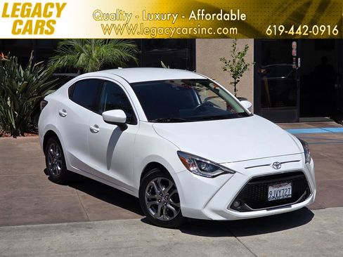 Used 2019 Toyota Yaris XLE FWD image 1