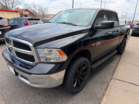 Used 2016 RAM 1500 Classic SLT image 3