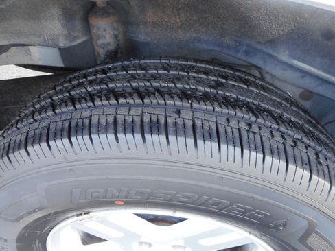 Used 2009 Ford Escape 4WD Hybrid image 11