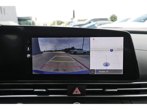Used 2023 Hyundai Elantra SEL w/ Convenience Package FWD image 25