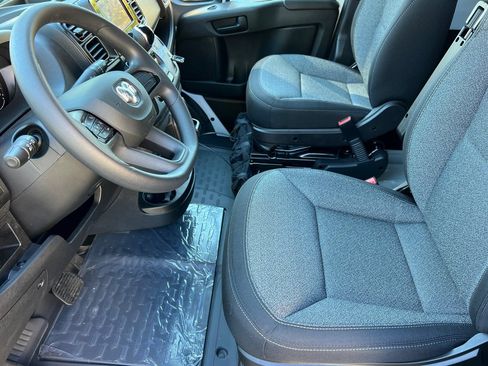 New 2026 RAM ProMaster 2500 FWD image 9