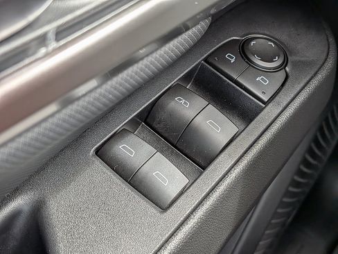 Certified 2026 Chevrolet Equinox EV RS FWD image 48
