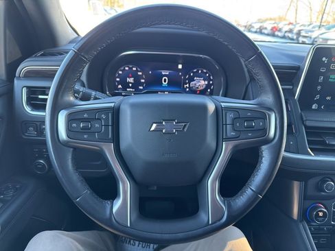 Used 2022 Chevrolet Suburban Z71 image 27