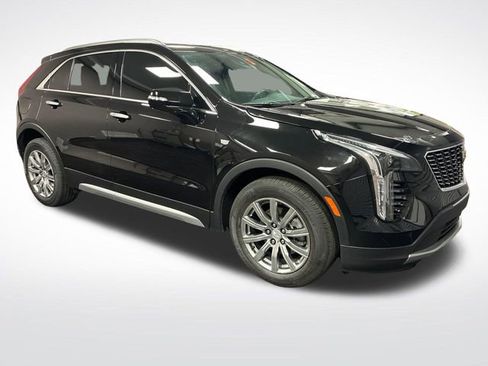 Used 2023 Cadillac XT4 Premium Luxury FWD image 7